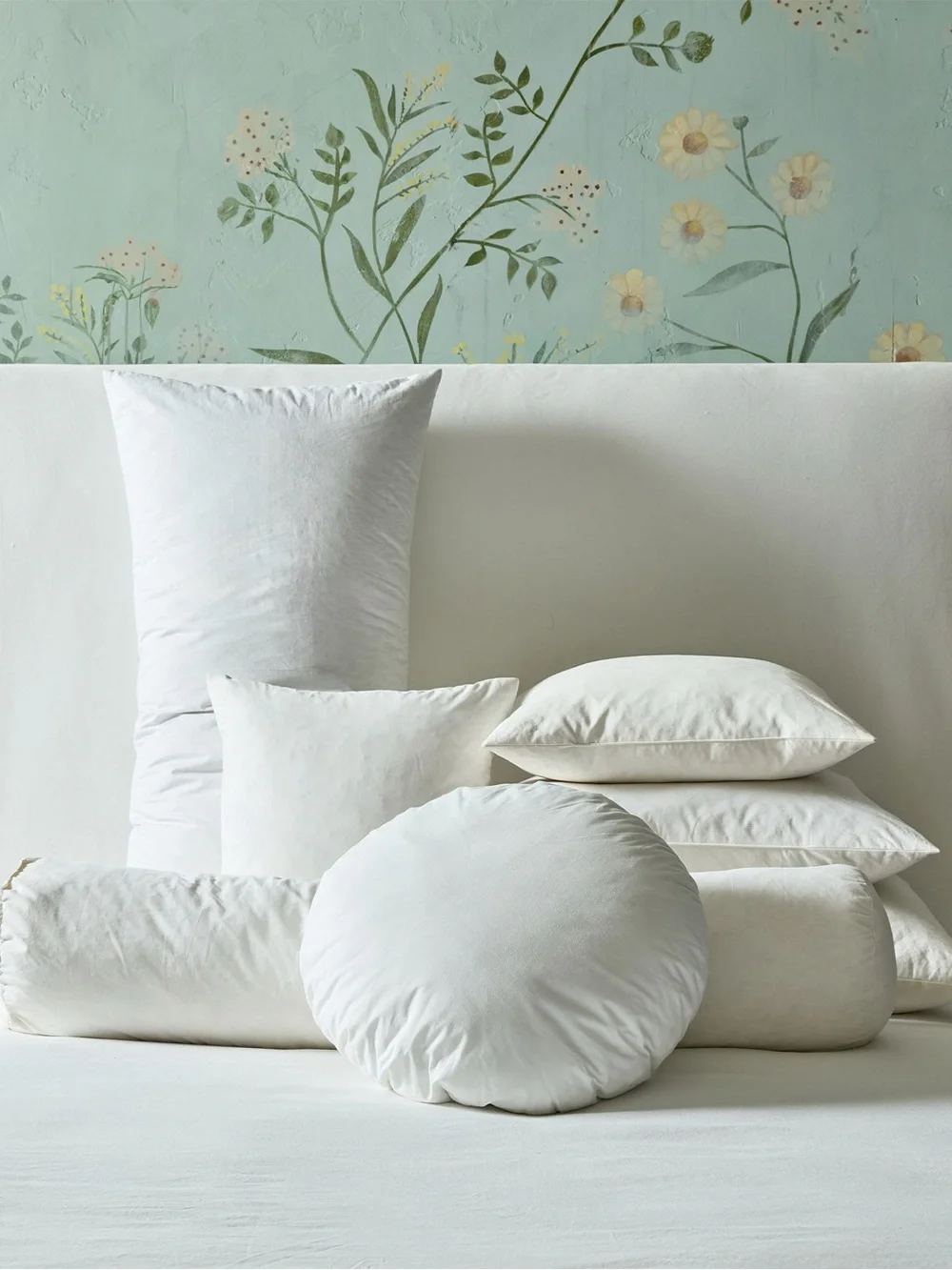NWOT West Elm Rochelle Porter Pillow Cover with Green Row Down Insert